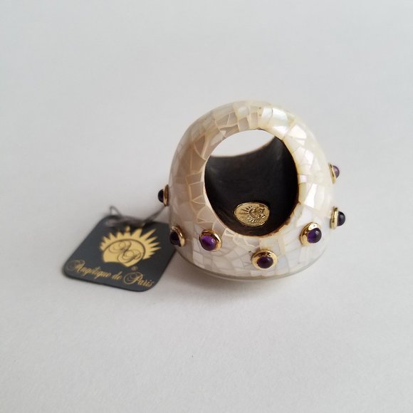 Angelique De Paris 18k Gold Plated Ring with Zircon & Mother of Pearl Size 5 - Picture 10 of 12